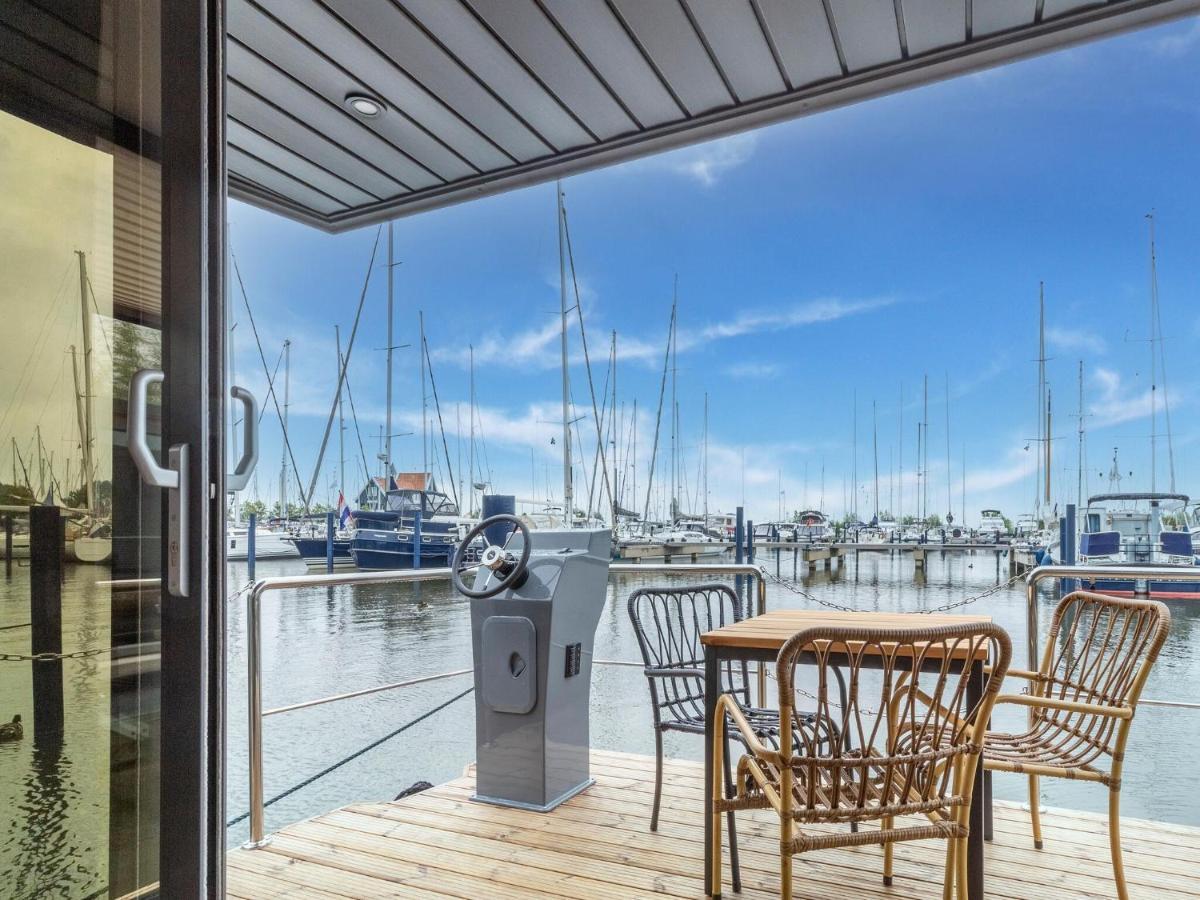 Luxury Houseboat In Volendam Marina Hotell Eksteriør bilde