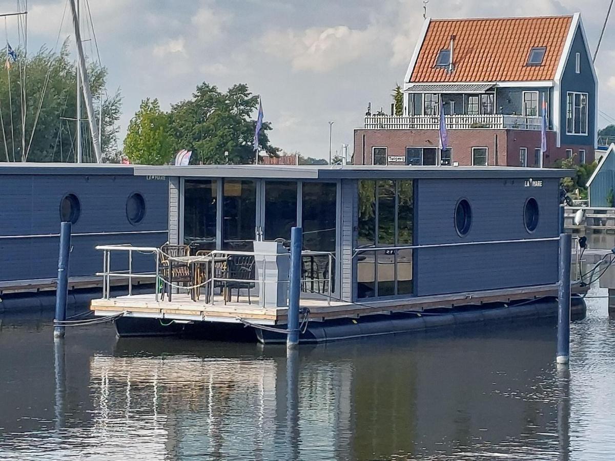 Luxury Houseboat In Volendam Marina Hotell Eksteriør bilde