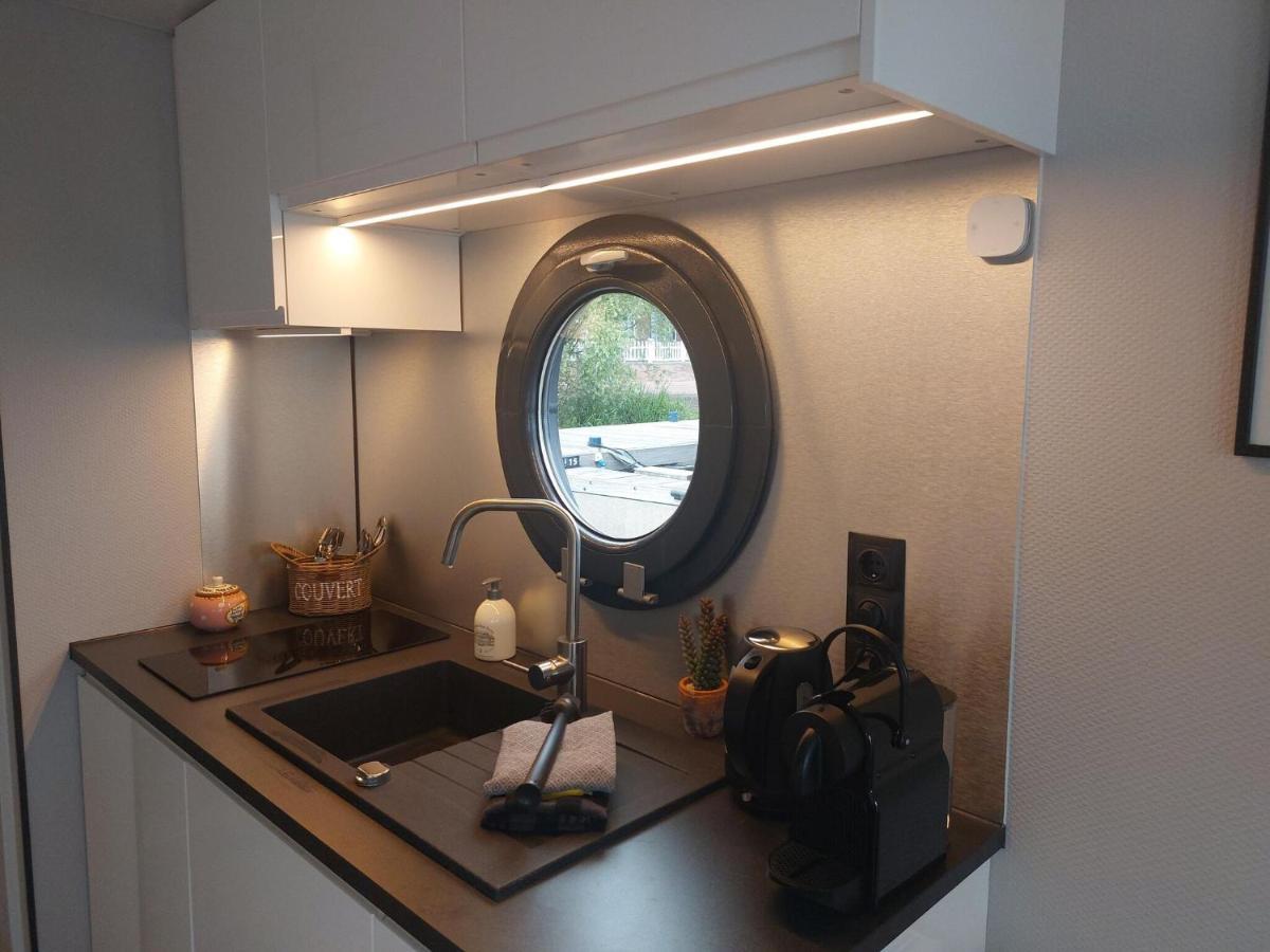 Luxury Houseboat In Volendam Marina Hotell Eksteriør bilde