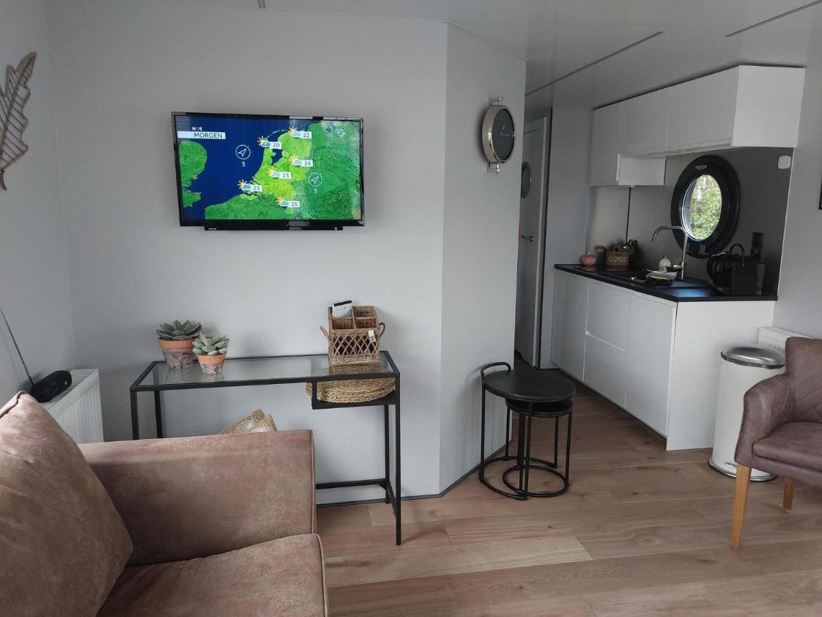 Luxury Houseboat In Volendam Marina Hotell Eksteriør bilde